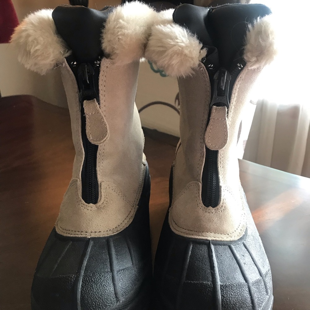 Women’s Thinsulated Falls Creek Boots | Size 6
